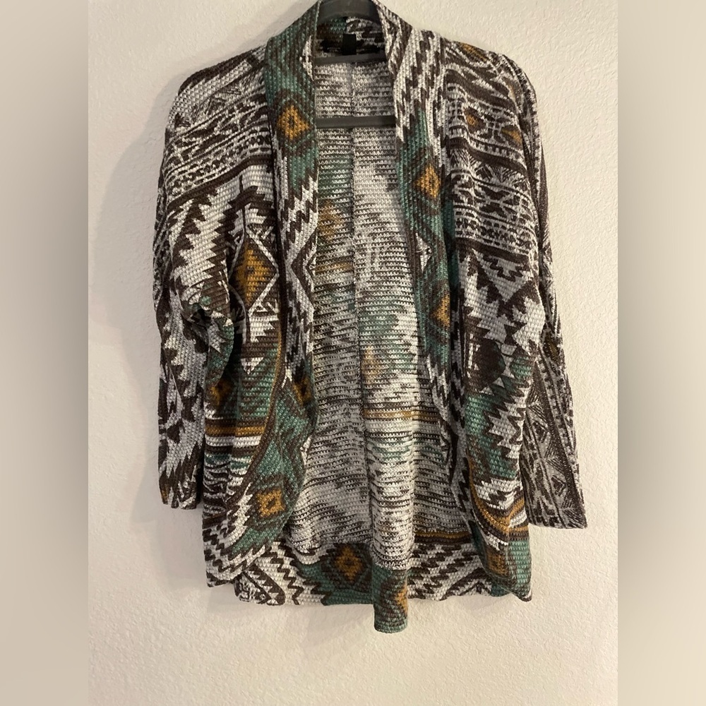 Almost Famous tribal  Aztec Multicolor Patterned open cardigan size L